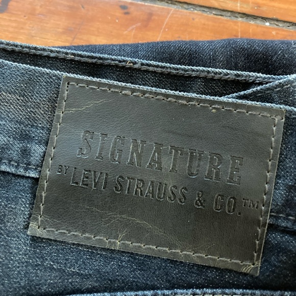 Men’s Levi Signature Black Jean Sz: 32Wx30L - Picture 4 of 6